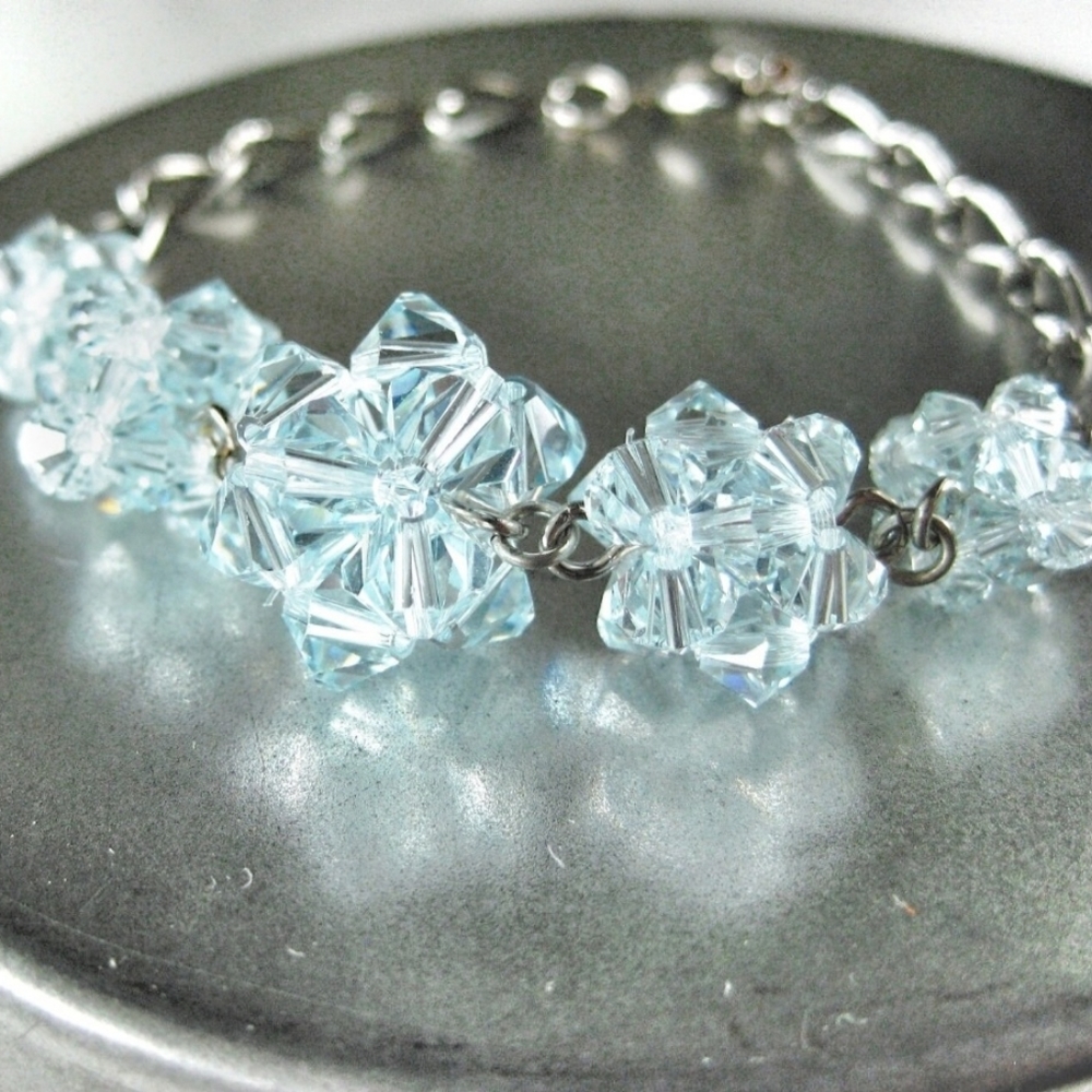 NEW Handmade Light Blue Swarovski Crystal Beaded Bracelet